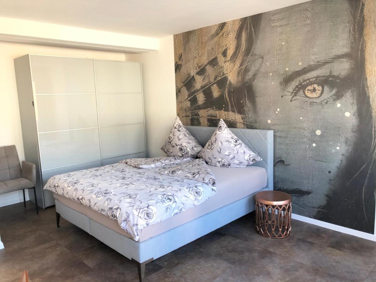 Haus Pia Executive Suites Friedrichshafen Exteriör bild
