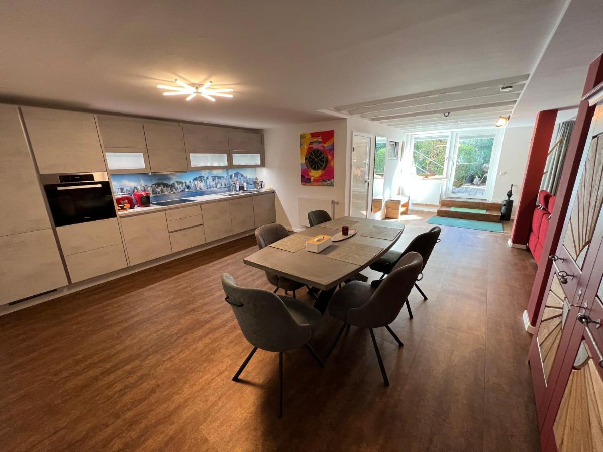 Haus Pia Executive Suites Friedrichshafen Exteriör bild